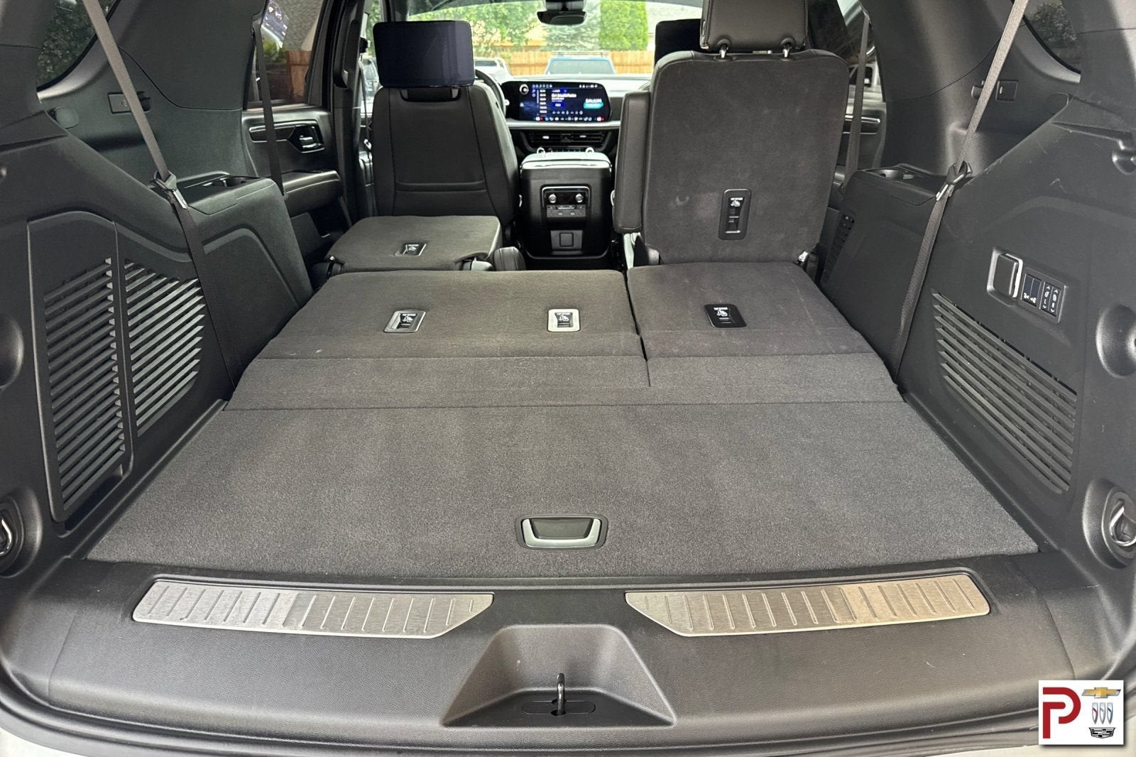 2025 Chevrolet Tahoe Premier - Photo 20