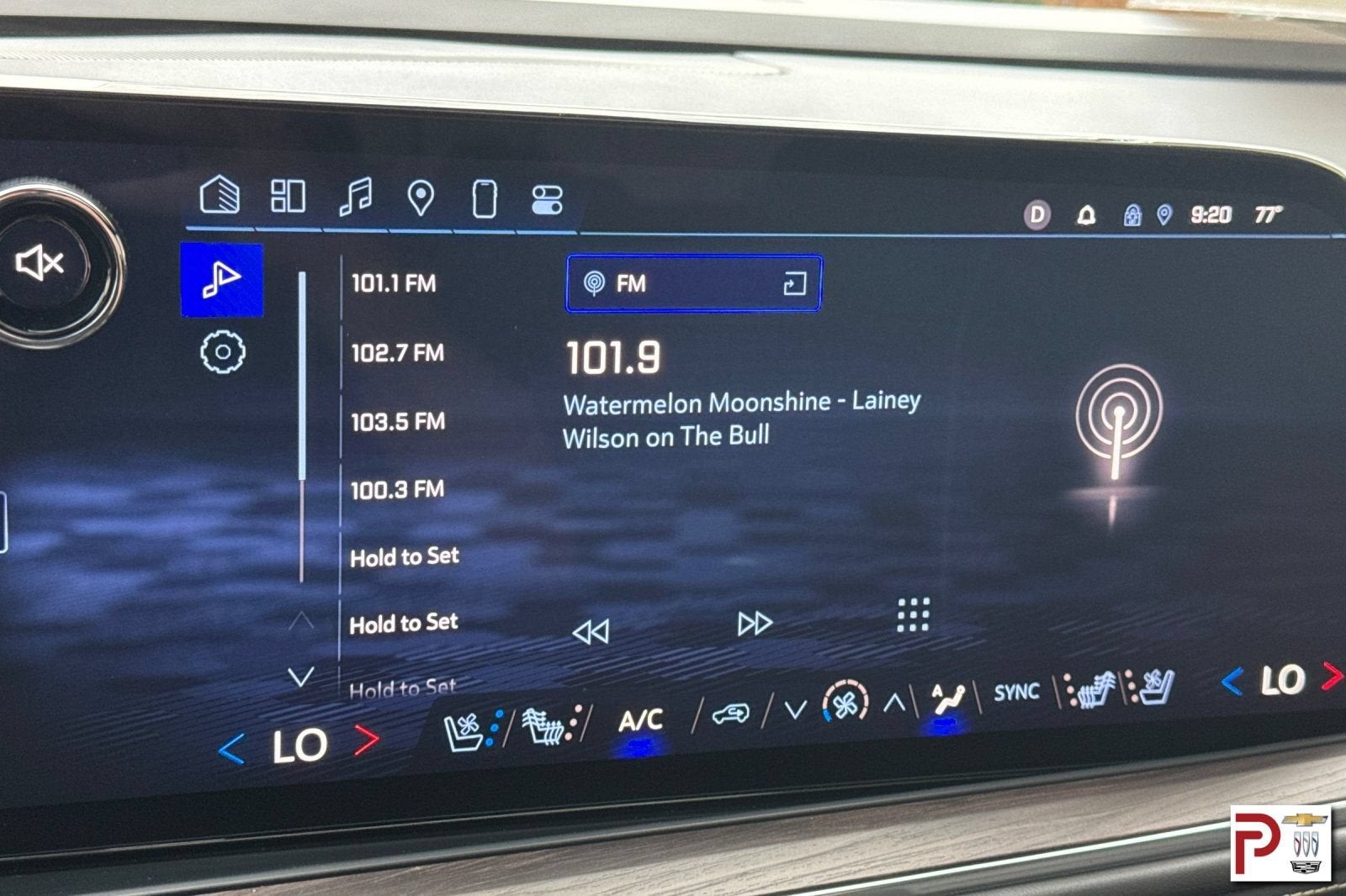 2025 Chevrolet Tahoe Premier - Photo 25