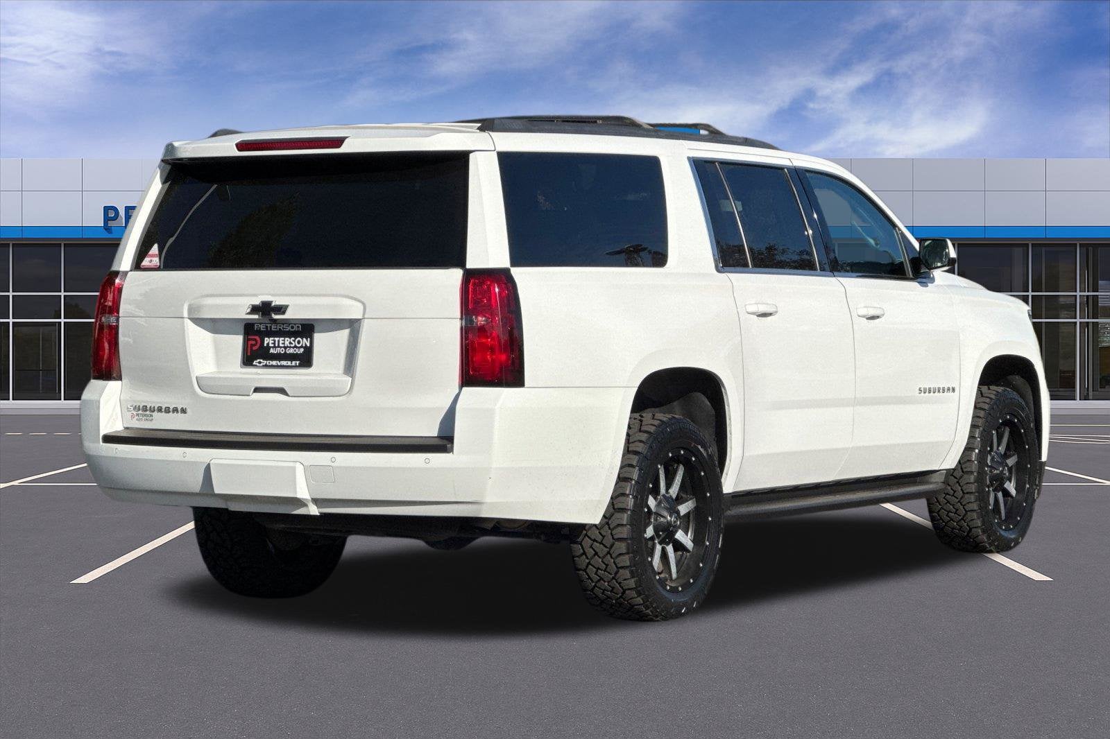 2017 Chevrolet Suburban LS