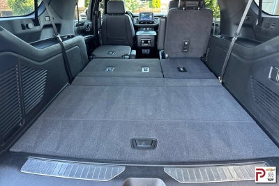 2022 Chevrolet Suburban RST