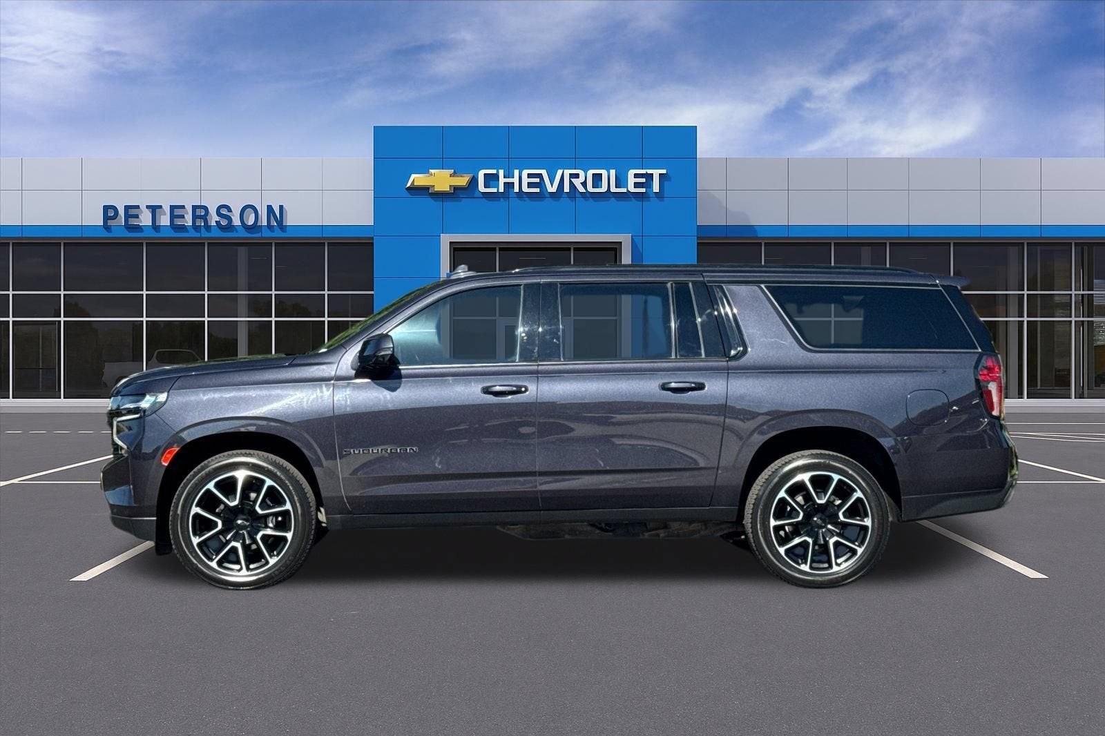 2022 Chevrolet Suburban RST