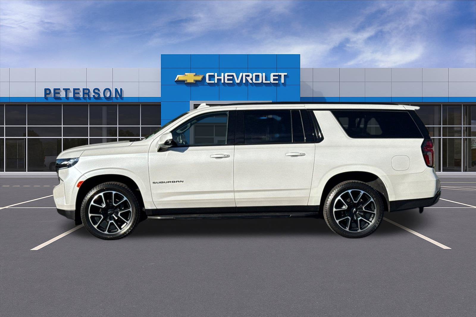2022 Chevrolet Suburban RST
