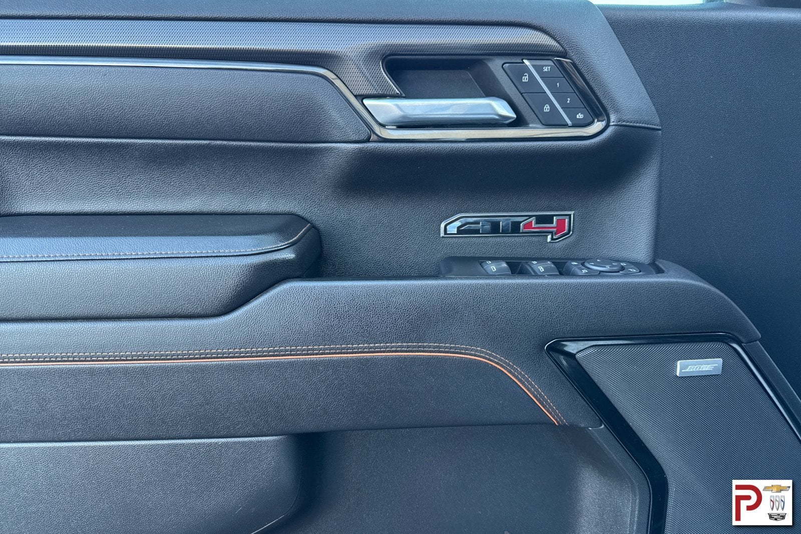 2023 GMC Sierra 1500 AT4