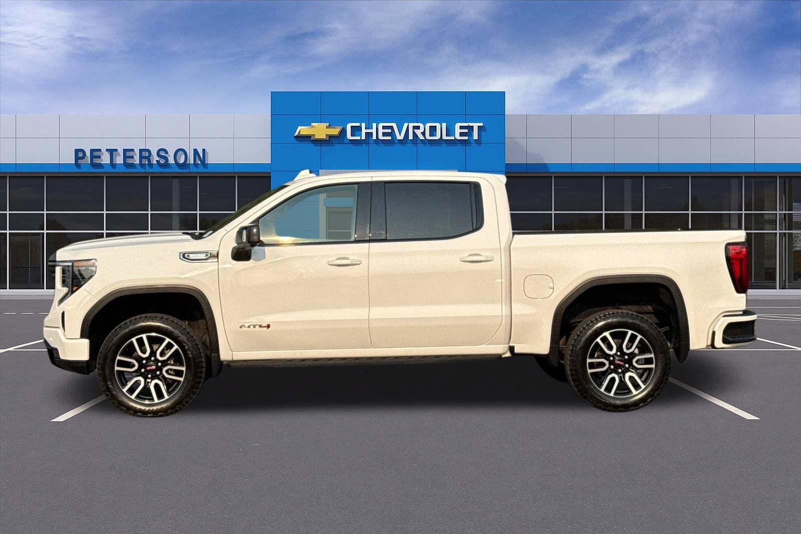 2025 GMC Sierra 1500 AT4