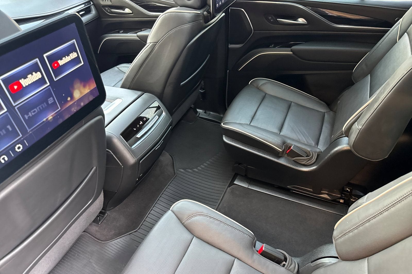 2024 Cadillac Escalade Sport