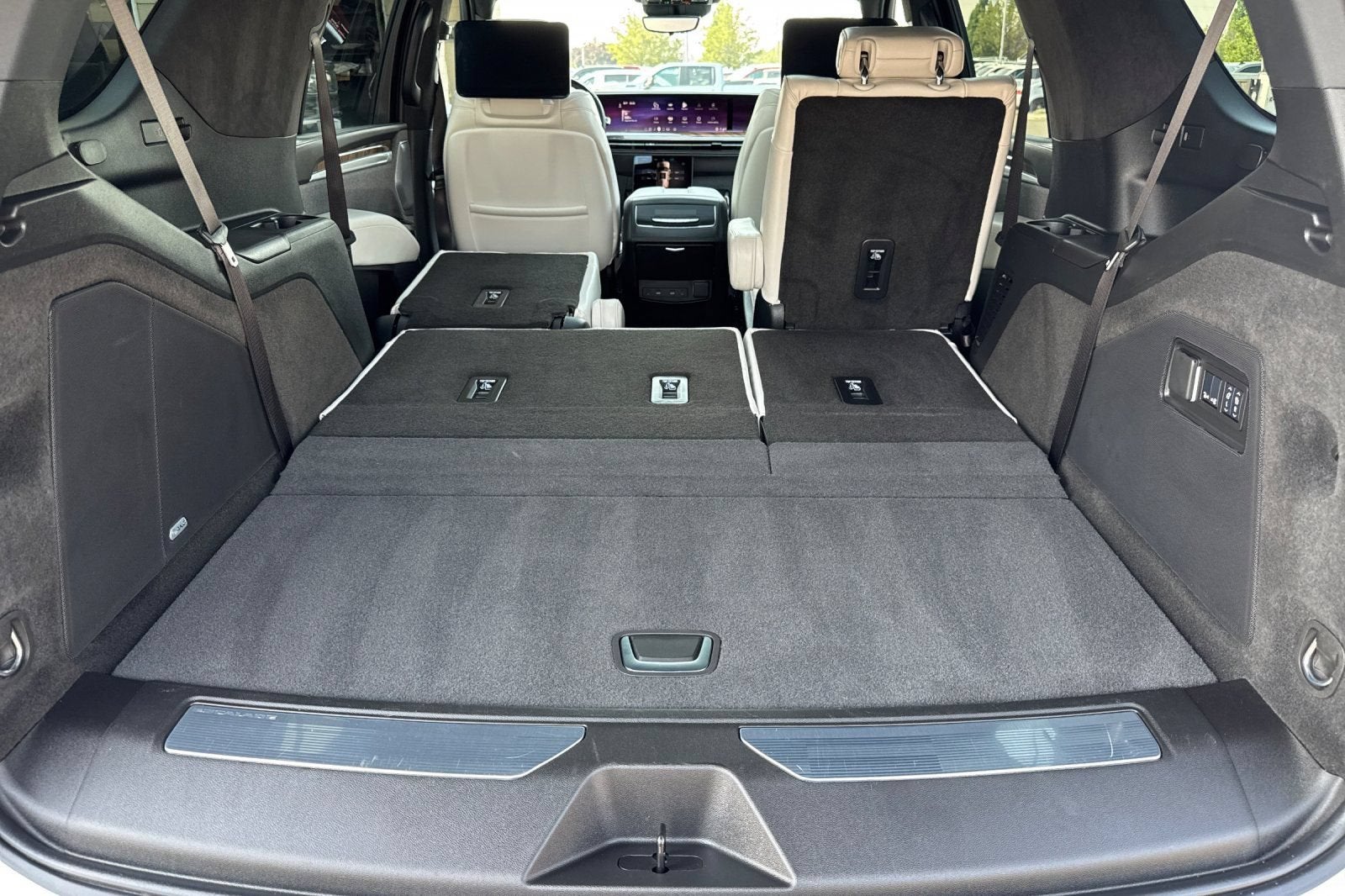 2025 Cadillac Escalade Sport Platinum
