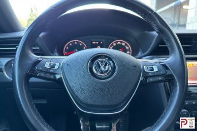 2021 Volkswagen Passat 2.0T R-Line