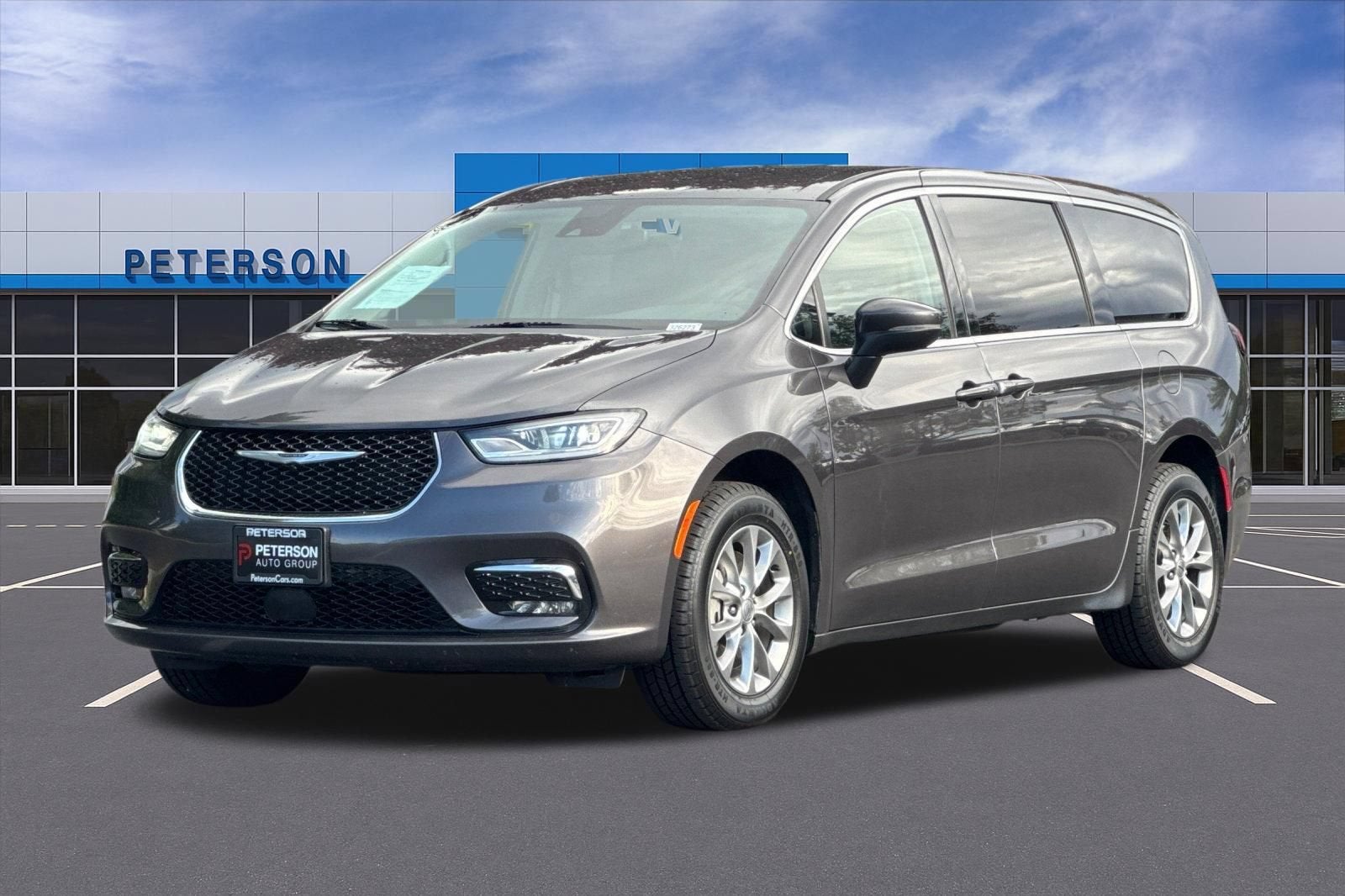 2023 Chrysler Pacifica Touring L