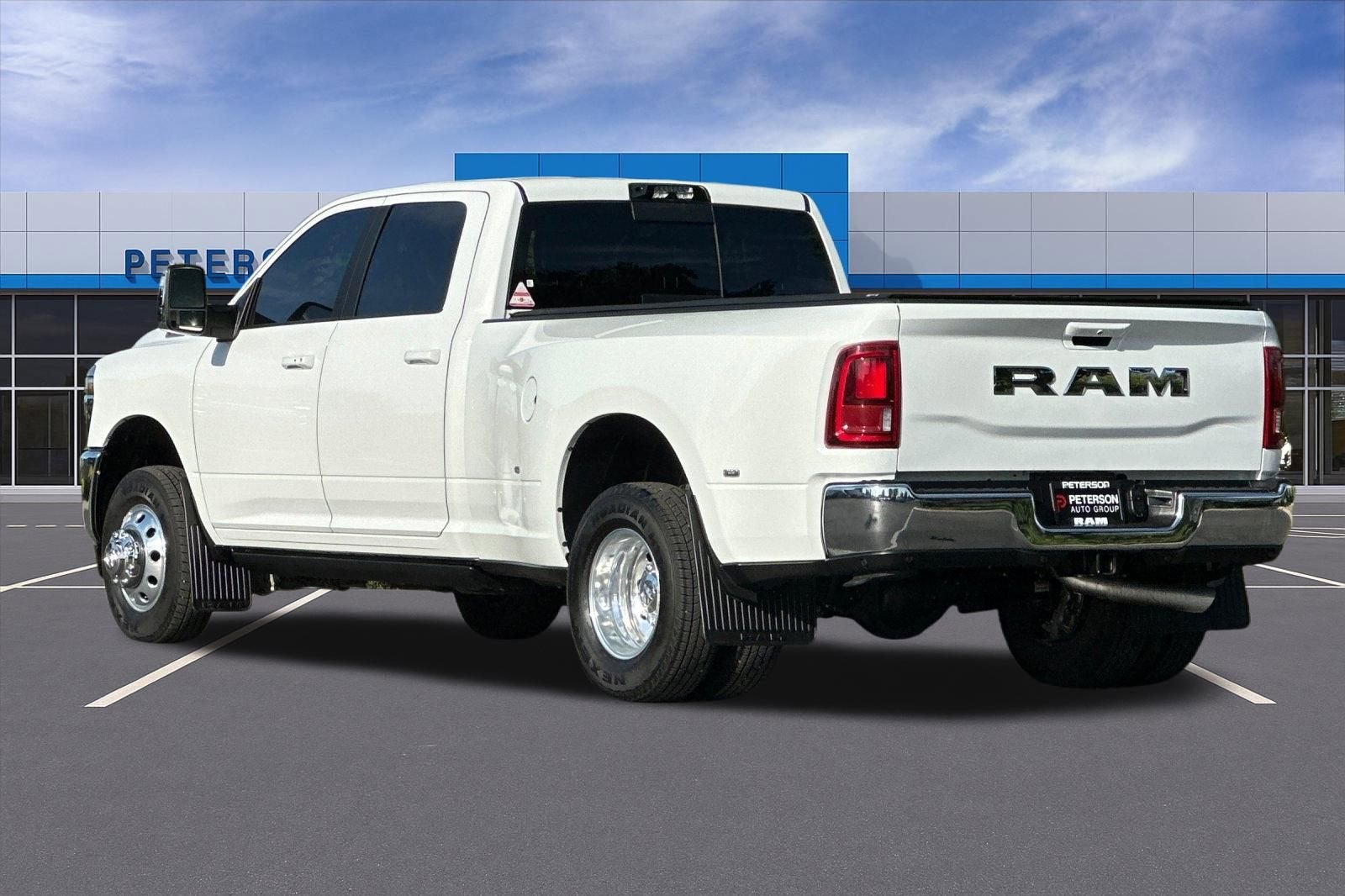 2025 RAM 3500 Laramie Crew Cab 4x4 8' Box
