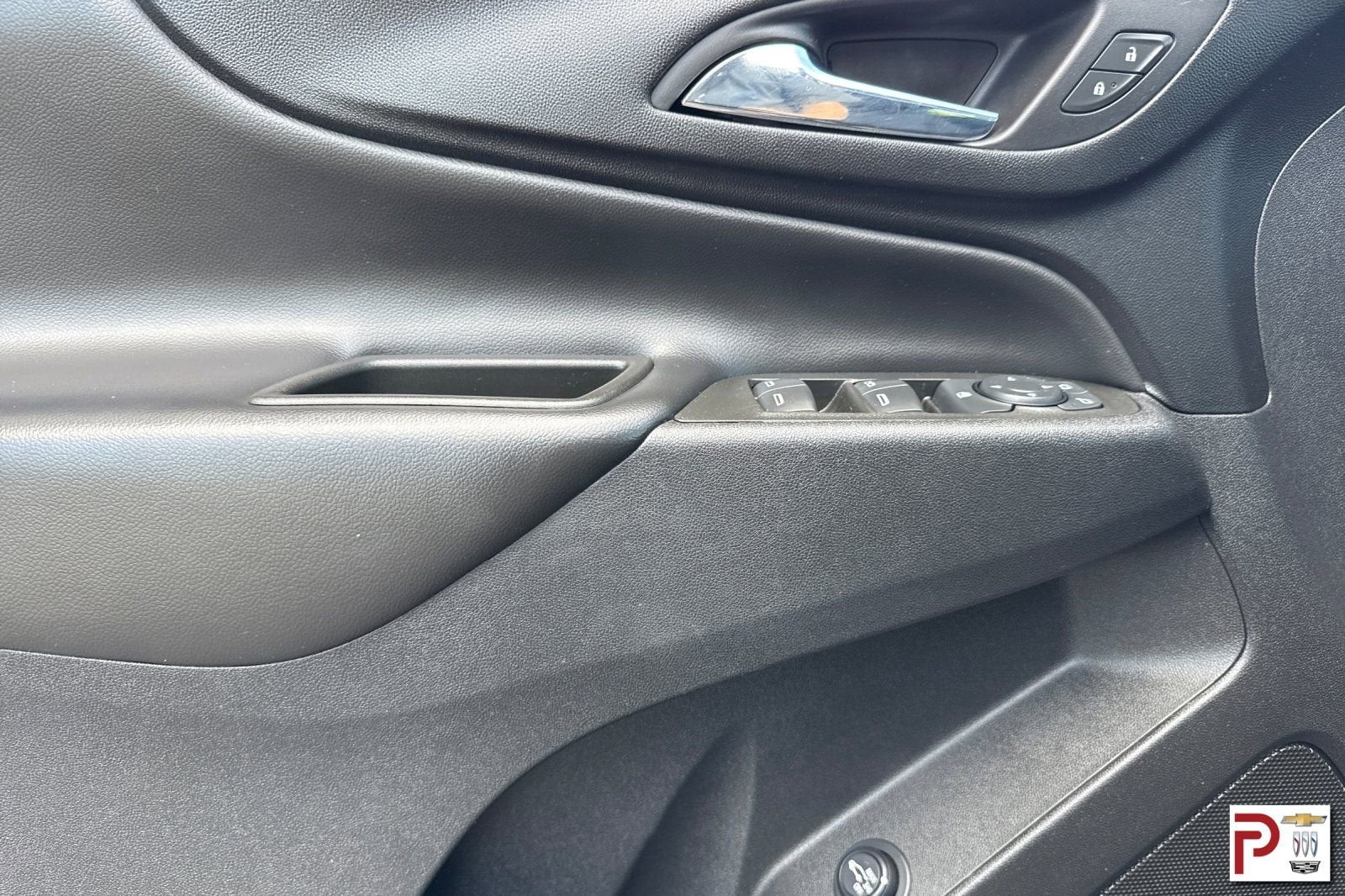 2022 Chevrolet Equinox LT - Photo 12