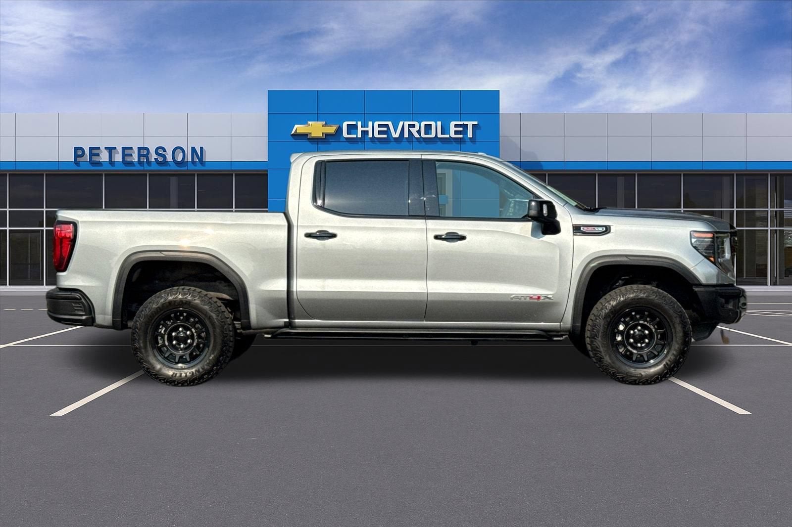2024 GMC Sierra 1500 AT4X