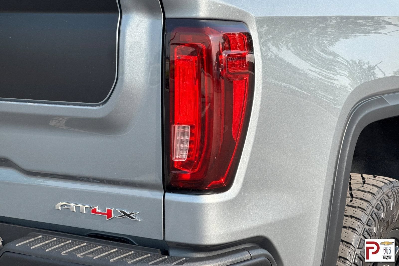 2024 GMC Sierra 1500 AT4X
