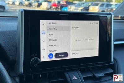 2025 Toyota RAV4 Hybrid XLE