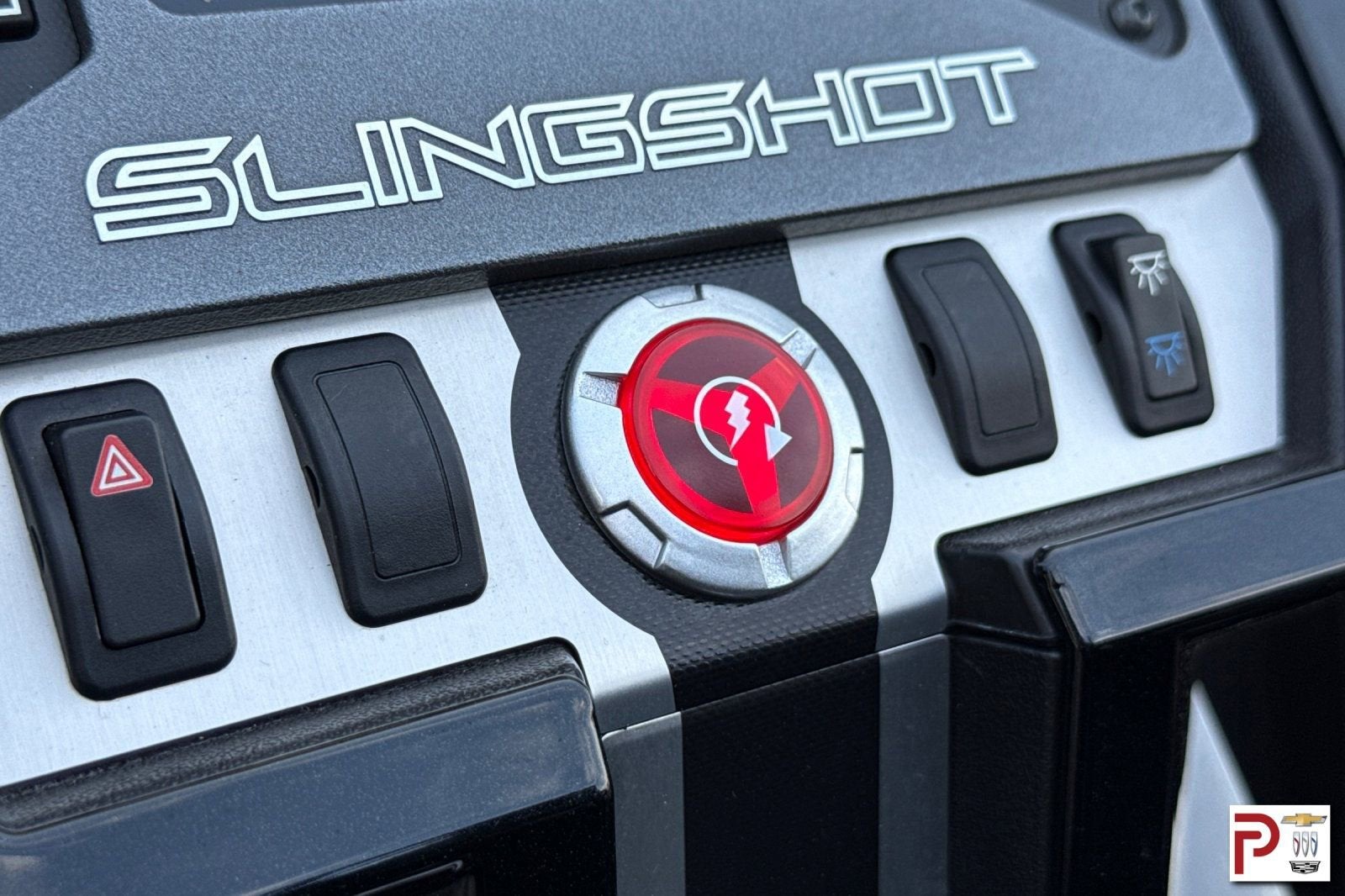 2016 POLARIS SLINGSHOT Base