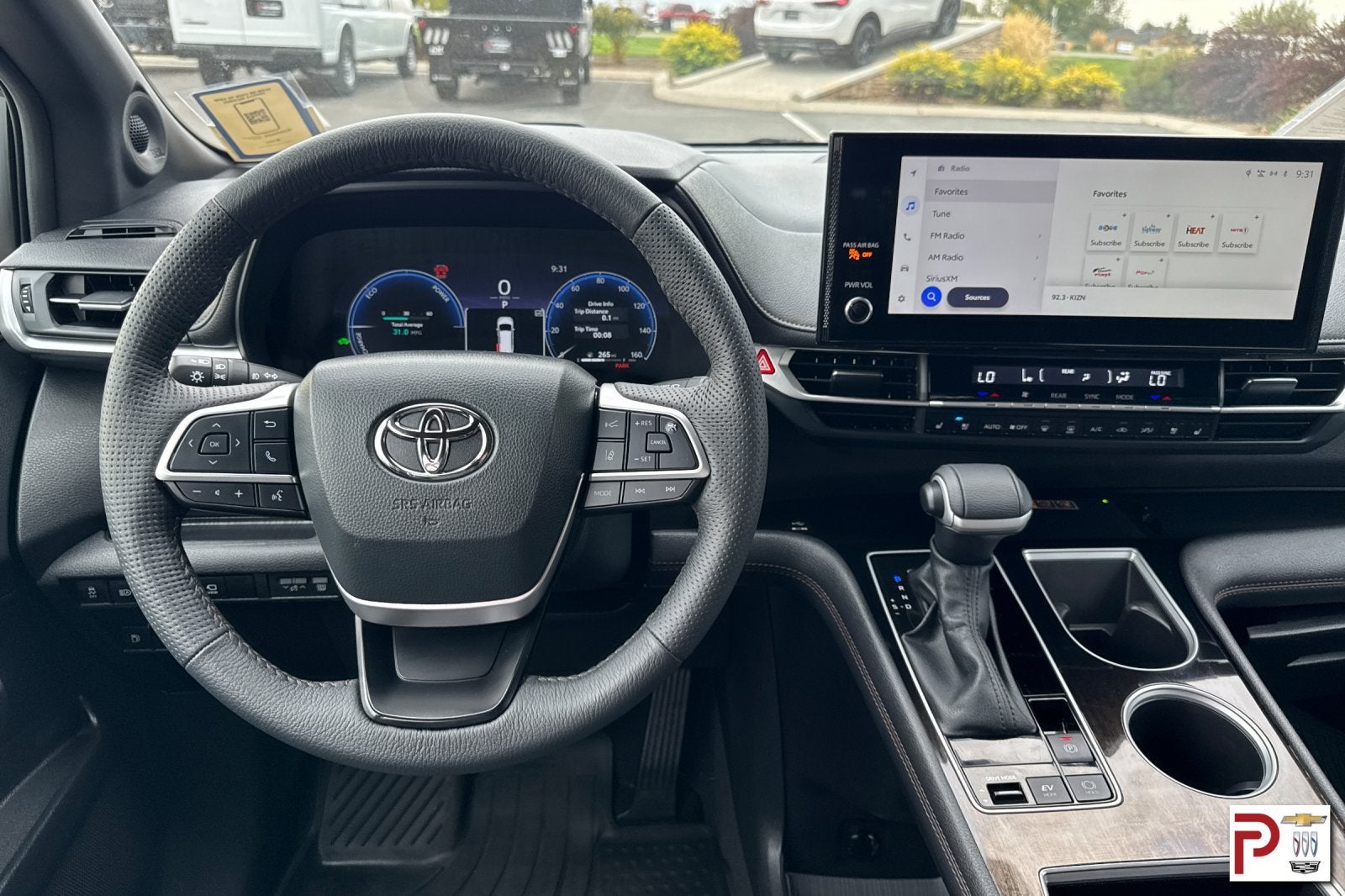 2025 Toyota Sienna Platinum