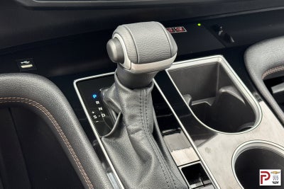 2025 Toyota Sienna Platinum