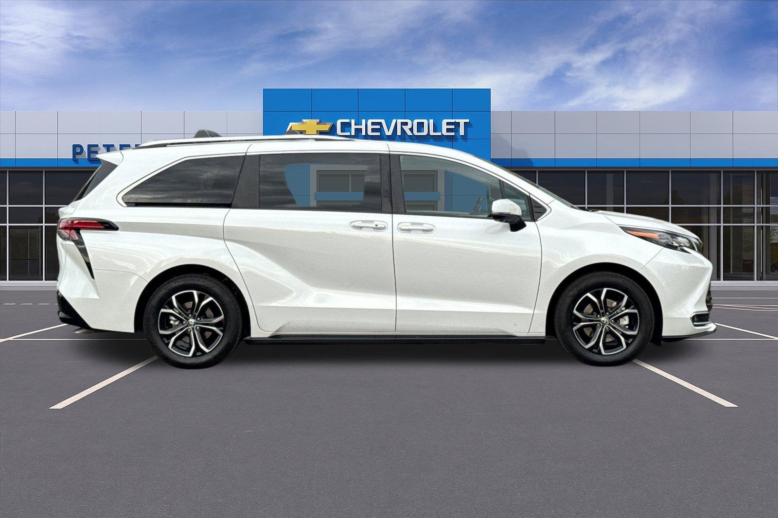 2025 Toyota Sienna Platinum