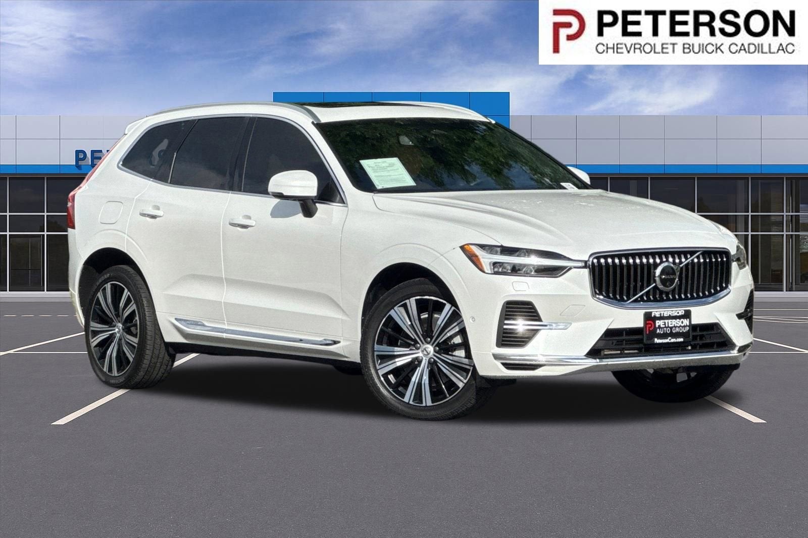 2022 Volvo XC60 Recharge Plug-In Hybrid T8 Inscription